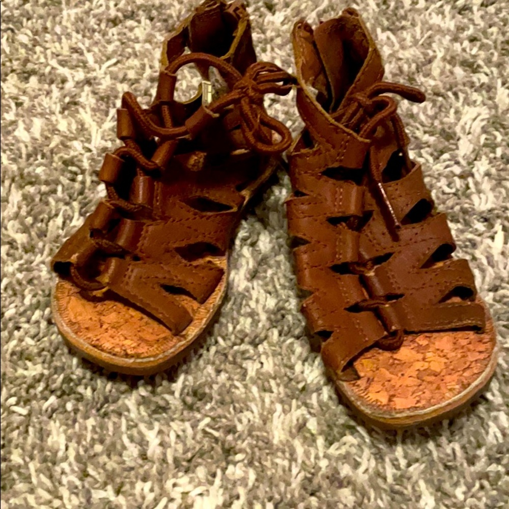 Osh Kosh gladiator sandals, size 7